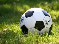 football-1396740_1920.jpg