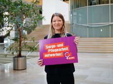 Sorge-_und_Pflegearbeit_aufwerten2.jpg