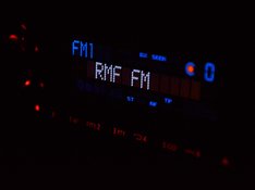 radio-studio-932266_1920.jpg